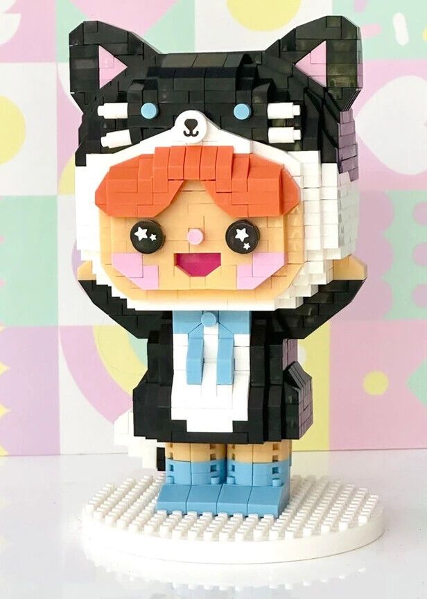 Happy Cat Mini Bricks | Momiji Collectible | 791 Construction Blocks | Gift Box - Pixel Corner