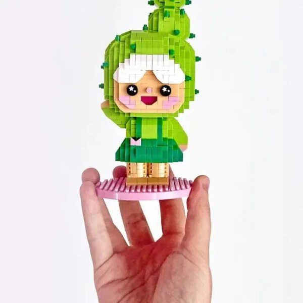 You Grow Girl Mini Bricks | Momiji Collectible | 897 Construction Blocks | Gift - Image 3